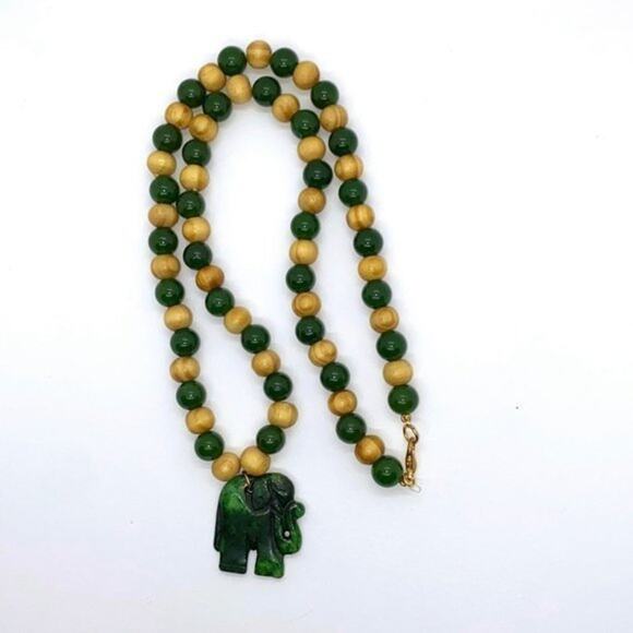 Handmade Beaded Wood & Green Elephant Necklace - Picture 8 of 8